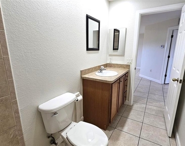 309 Boundary Boulevard - Photo Thumbnail 19