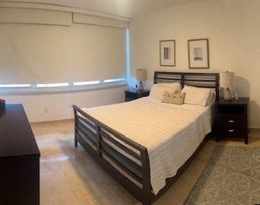 1202 Magdalena - Photo Thumbnail 4