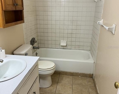 106 Shelton Street - Photo Thumbnail 1