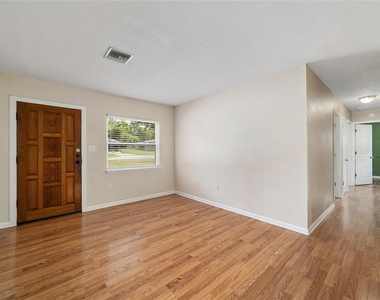 2936 Se 13th Street - Photo Thumbnail 10