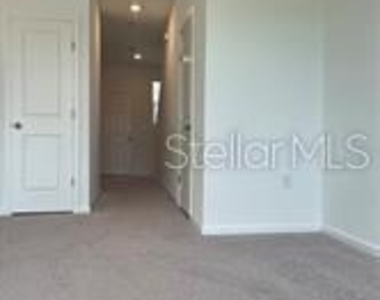 3301 Vesara Drive - Photo Thumbnail 8