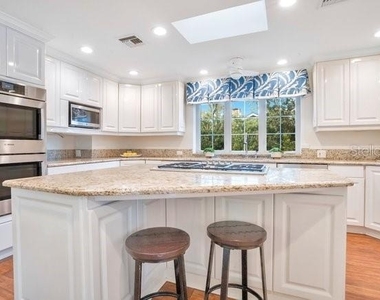 1760 Legion Drive - Photo Thumbnail 16