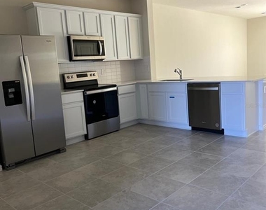 2558 Winsome Way - Photo Thumbnail 14