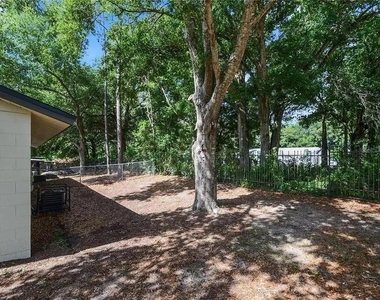 1600 Cimarron Hills Drive - Photo Thumbnail 23