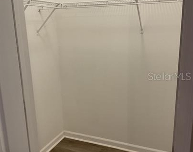 8813 Villa View Circle - Photo Thumbnail 12
