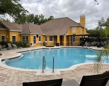 8813 Villa View Circle - Photo Thumbnail 15