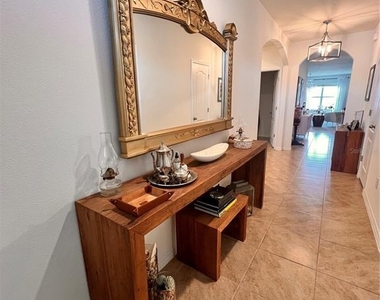 1267 Iguana Loop - Photo Thumbnail 2