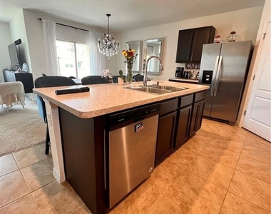 1267 Iguana Loop - Photo Thumbnail 17