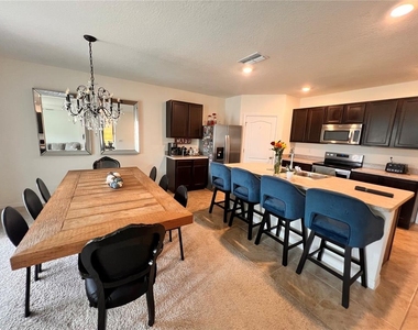 1267 Iguana Loop - Photo Thumbnail 25