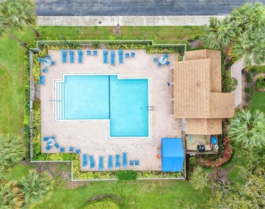 5157 Floria Way - Photo Thumbnail 32