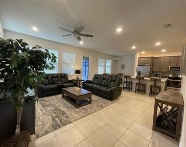 1438 N River Circle - Photo Thumbnail 2