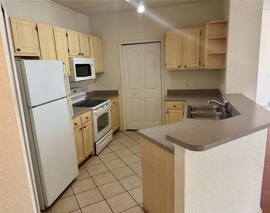 2740 Maitland Crossing Way - Photo Thumbnail 3