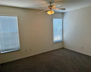 2740 Maitland Crossing Way - Photo Thumbnail 12