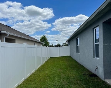 1404 Tawny Ridge Road - Photo Thumbnail 17