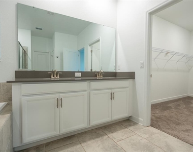 2844 Nottel Drive - Photo Thumbnail 45