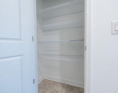 2844 Nottel Drive - Photo Thumbnail 10