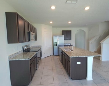 575 Tortugas Street - Photo Thumbnail 3
