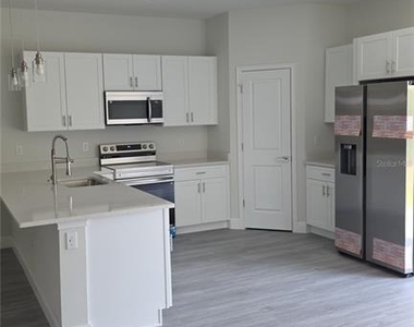 2500 Sw 156th Lane Road - Photo Thumbnail 9