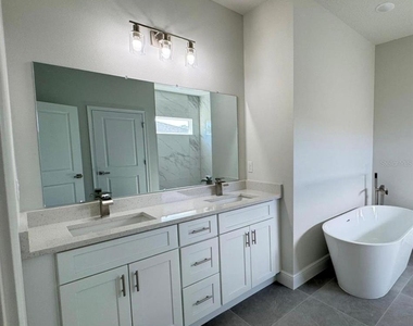 2500 Sw 156th Lane Road - Photo Thumbnail 8