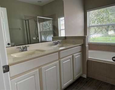 5996 Milford Haven Place - Photo Thumbnail 20