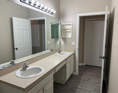 5996 Milford Haven Place - Photo Thumbnail 26