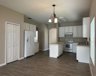 5996 Milford Haven Place - Photo Thumbnail 9