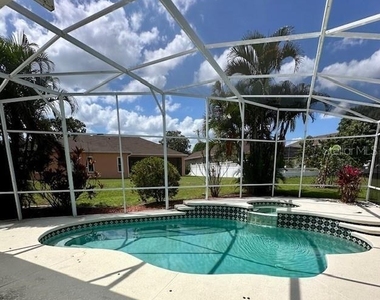 10274 Cove Lake Drive - Photo Thumbnail 27