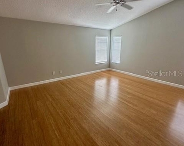 10274 Cove Lake Drive - Photo Thumbnail 14