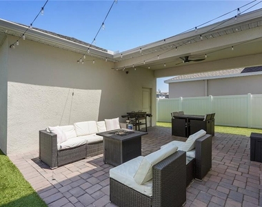6405 Sprucepine Lane - Photo Thumbnail 26