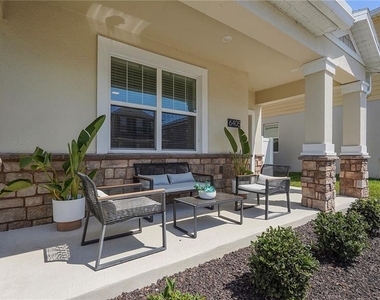 6405 Sprucepine Lane - Photo Thumbnail 3