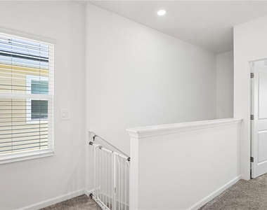 6405 Sprucepine Lane - Photo Thumbnail 14