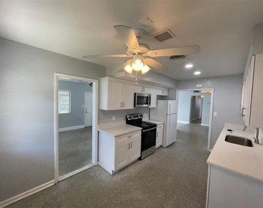 520 Seneca Trail - Photo Thumbnail 1