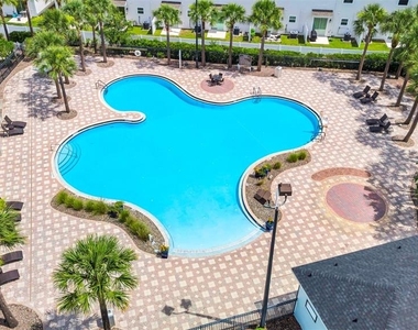 7503 Atlantis Way - Photo Thumbnail 12