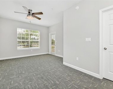 7503 Atlantis Way - Photo Thumbnail 3