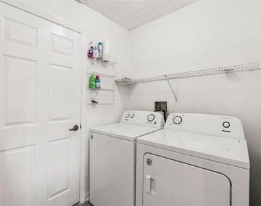 12418 Sion Court - Photo Thumbnail 15