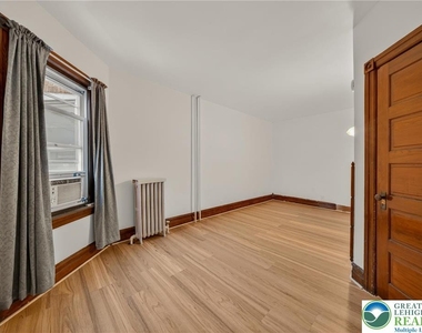 626 11th Street - Photo Thumbnail 22