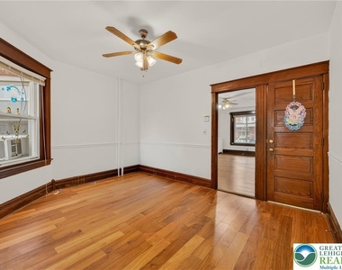 626 11th Street - Photo Thumbnail 15