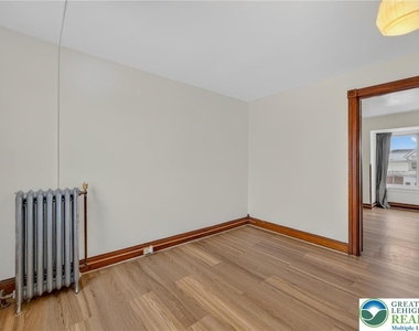 626 11th Street - Photo Thumbnail 34