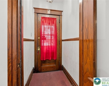 626 11th Street - Photo Thumbnail 7