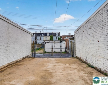 626 11th Street - Photo Thumbnail 51
