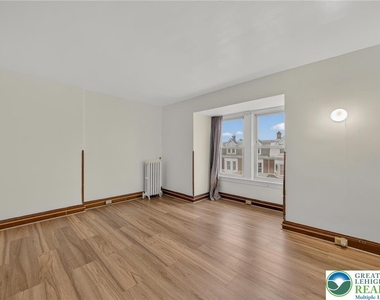 626 11th Street - Photo Thumbnail 36