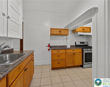 626 11th Street - Photo Thumbnail 18