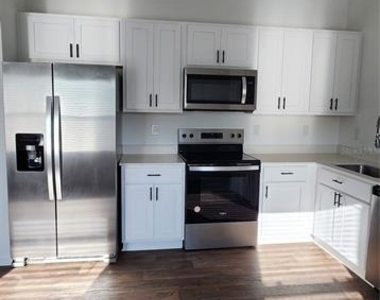 79 Pepperdine Dr - Photo Thumbnail 6