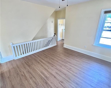1217 Broadway - Photo Thumbnail 5