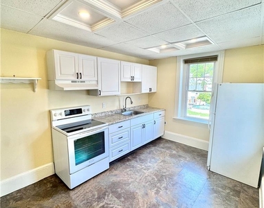 1217 Broadway - Photo Thumbnail 1
