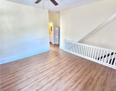1217 Broadway - Photo Thumbnail 4