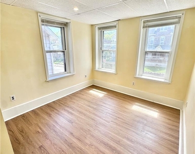 1217 Broadway - Photo Thumbnail 7