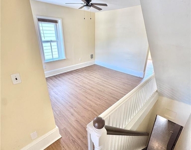 1217 Broadway - Photo Thumbnail 3