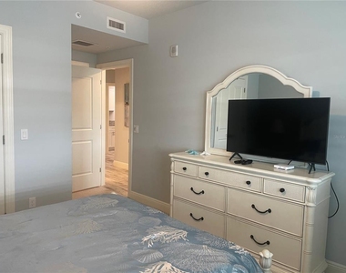 260 Hidden Bay Drive - Photo Thumbnail 35
