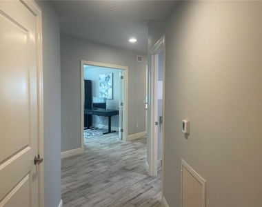260 Hidden Bay Drive - Photo Thumbnail 3